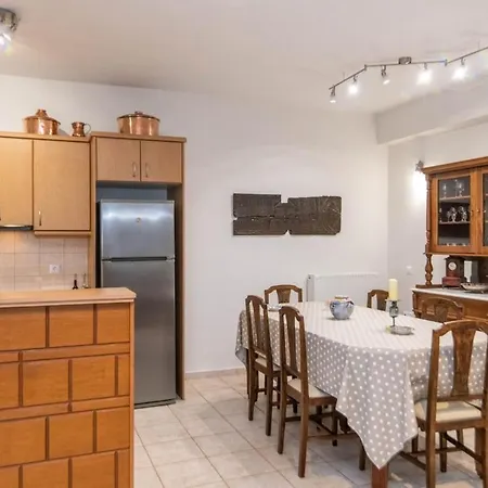 Appartement Ofiousa *